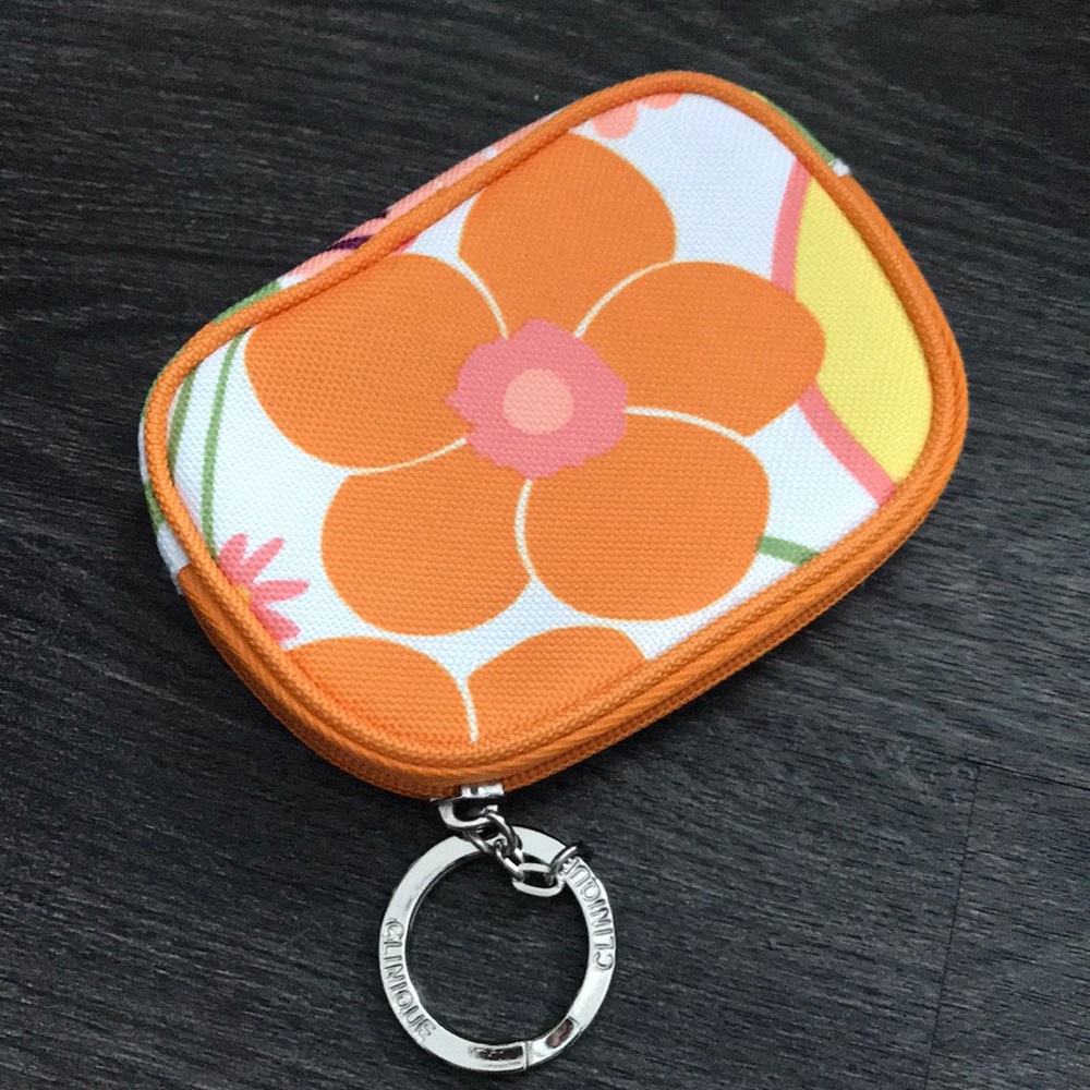 NEW! Clinique | coin purse